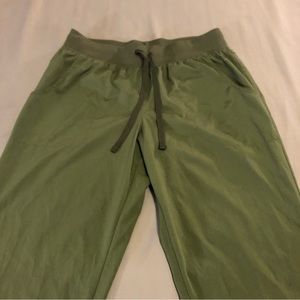 Danskin Lightweight Olive Green Jogger With Drawstring Size Small (4-6)